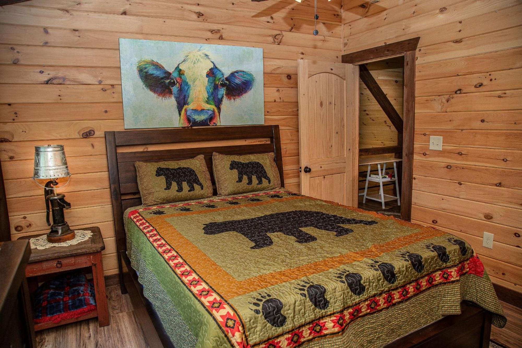 Adore The Smores Rustic Mountain Charm Outdoor Spaces And A Cozy Hot Tub Blue Ridge Exterior photo