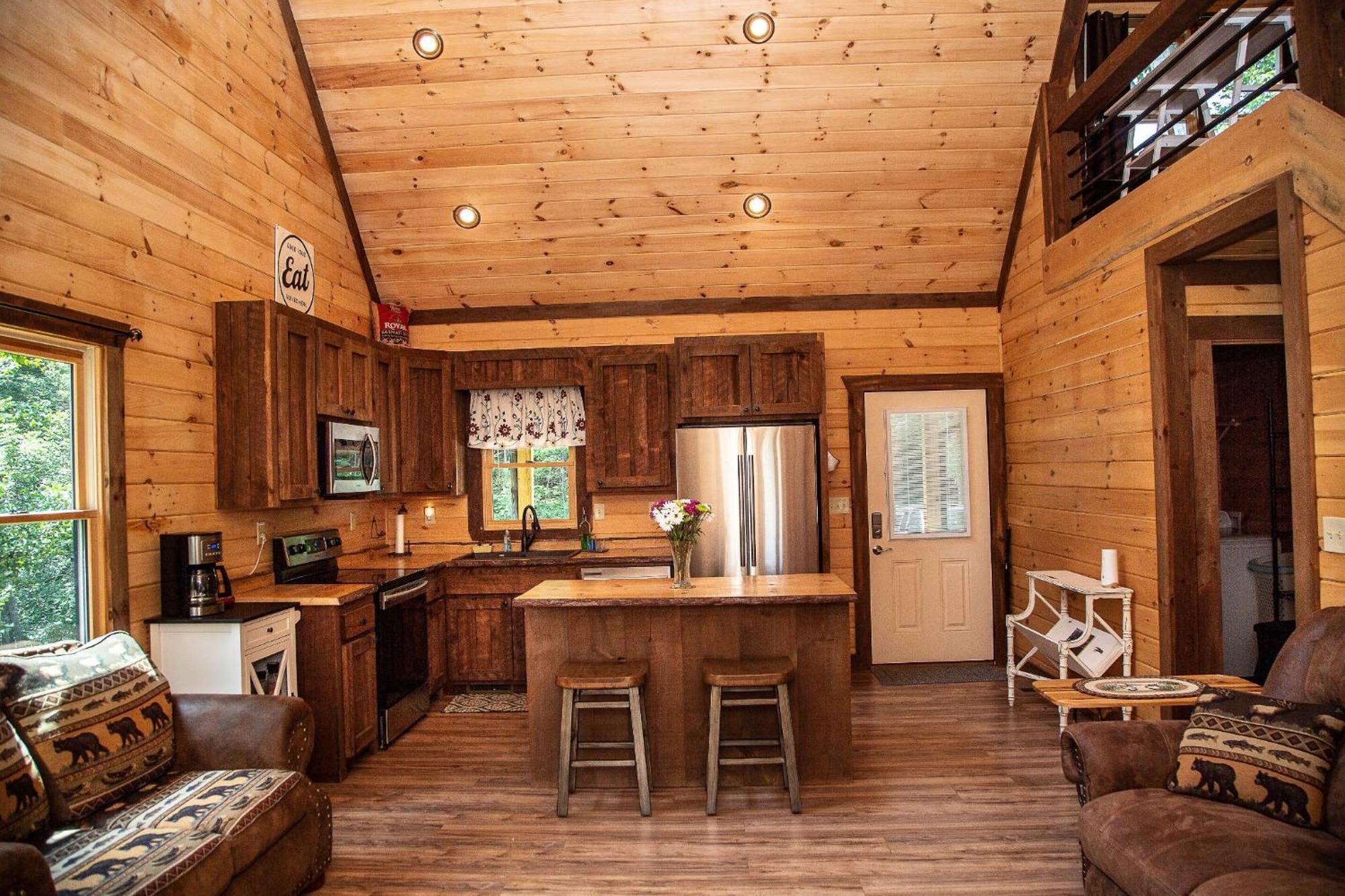 Adore The Smores Rustic Mountain Charm Outdoor Spaces And A Cozy Hot Tub Blue Ridge Exterior photo